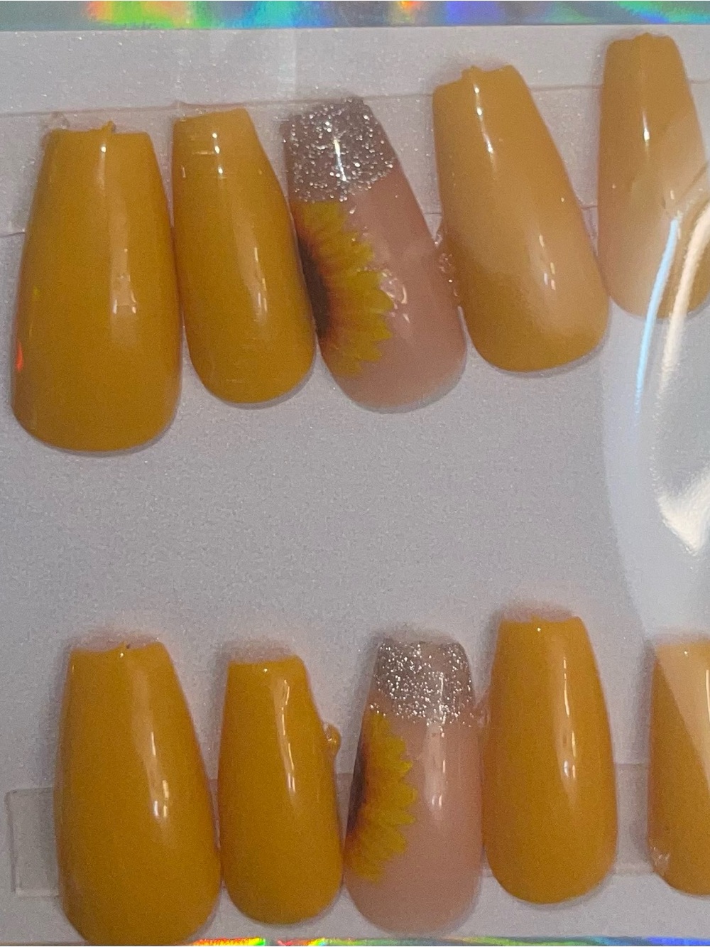 Sunflower Accent Yellow Press-On Nails